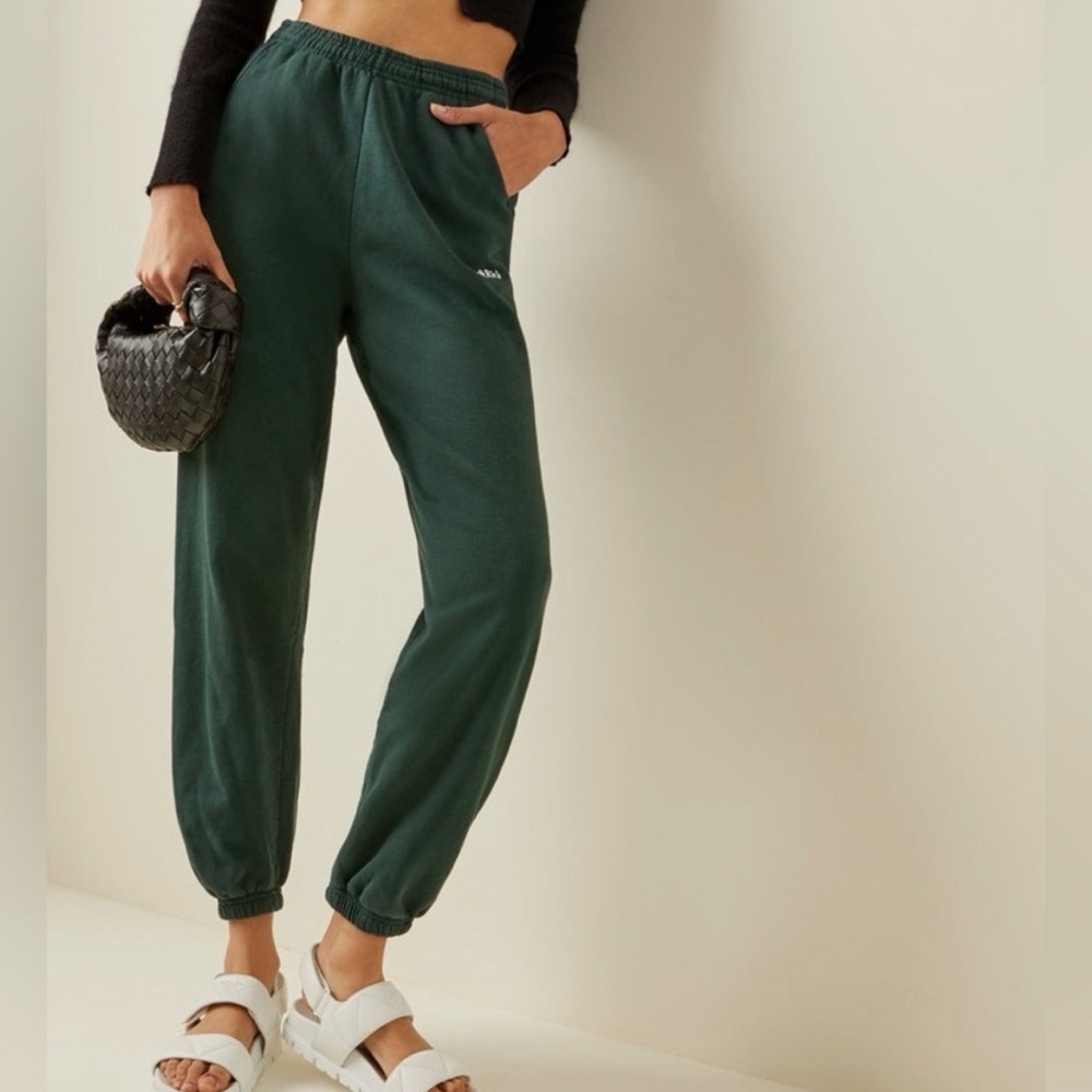 🆕 Sporty & Rich Signature Embroidered Sweatpant Green size Small
